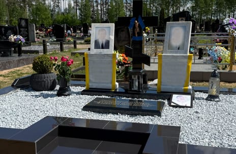 Памятник №2